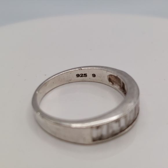 Vintage Avon Sterling Ring sz 9, Emerald Cut Cz, GC. - Picture 7 of 12